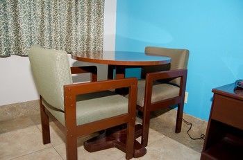 Texas Inn And Suites Citycenter At Utrgv Единбург Екстериор снимка